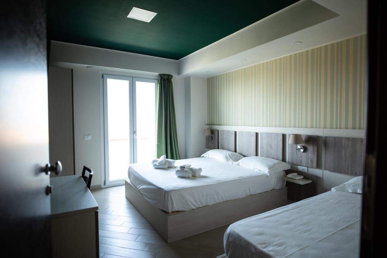 Hotel Cliche San Lucido Dış mekan fotoğraf