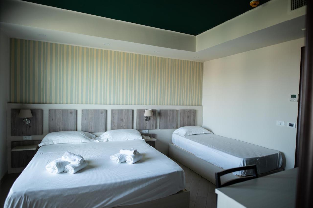 Hotel Cliche San Lucido Dış mekan fotoğraf